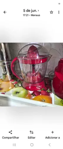 Espremedor de laranja R$ 80