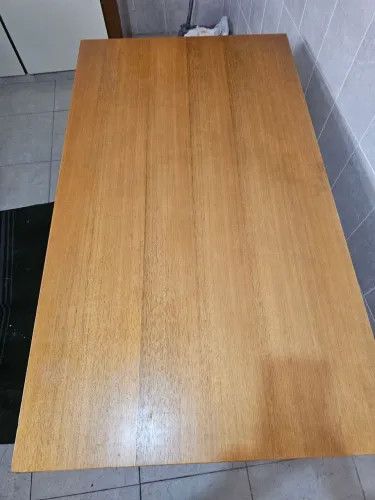 Mesa com 4 cadeiras