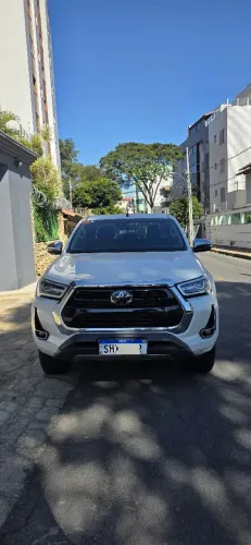 Toyota Hilux CD SRX 4X4 2.8 TDI 16V Diesel Aut. 2023