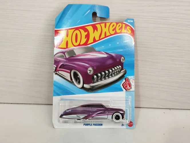 Miniatura purple passion, Hotwheels. 