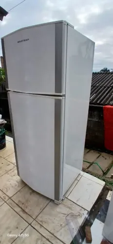 Vendo geladeira brastemp frost free usada funcionando
