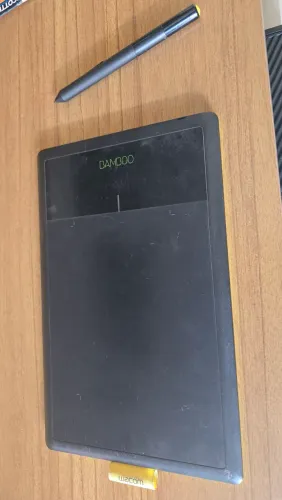 Mesa digitalizadora wacom bamboo pen CTL-470