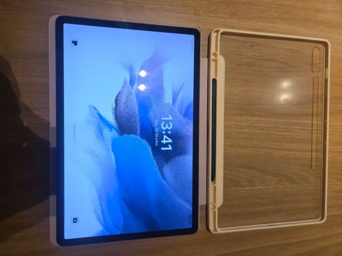 Tablet S7 Fe tela 12,4 enorme, 128gb e 6gb Ram!