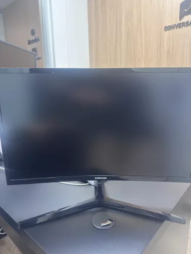 Monitor Curvo Samsung Odyssey 24", FHD, 144Hz, HDMI, DP, Freesync, Preto, Série CRG50