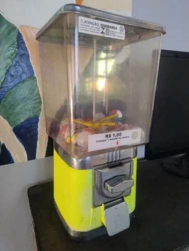 Vendo máquina de bolinhas 