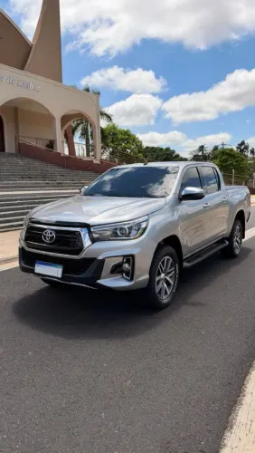 Toyota Hilux CD SRV 4X4 2.8 TDI Diesel Aut. 2019