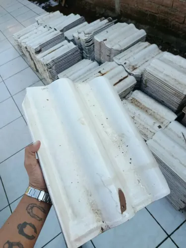 Telha de barro Esmaltada
