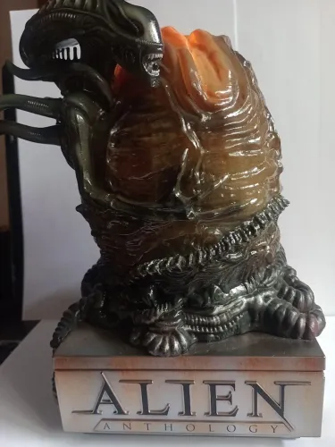 OVO DO ALIEN - Brilha quando ativado - O BOX com 6 discos Blu- ray