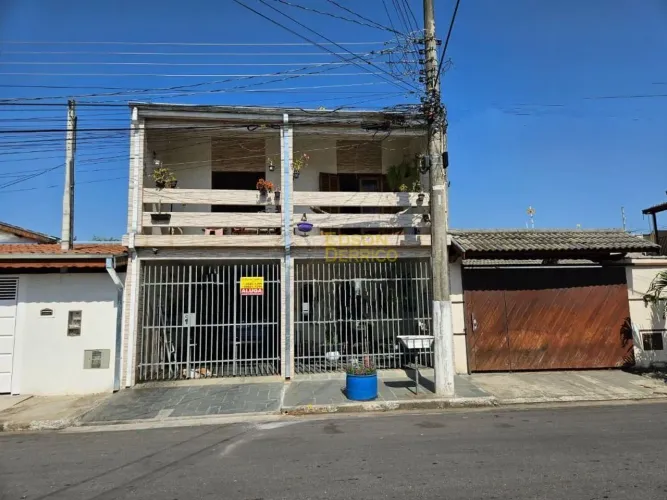 Sobrado com 4 quartos à Venda, Residencial Nova Esperança - Pindamonhangaba