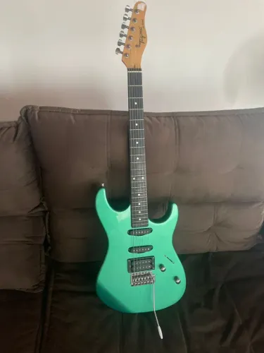 Guitarra Tagima
