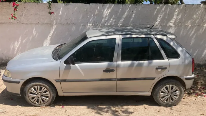 Volkswagen Gol Geração III Ouro 1.0 MI 16V Gasolina Mec. 4P 2001