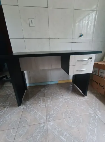 Mesa de escritório 