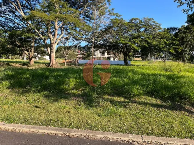 Terreno em condomínio para venda com 1.000m² - Jambeiro