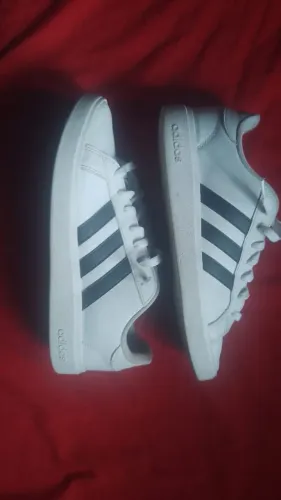 Adidas grand court base 2.0 original tamanho 39, em ótimas condições