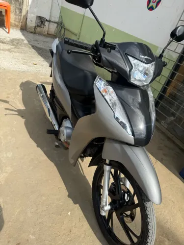 Honda Biz 125 EX/ 125 EX Flex 2024
