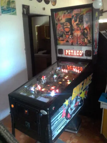 Máquina de Pinball Histórica Bike Race (1992) Origem Espanha Marca Sleic<br>Ano de lançamento