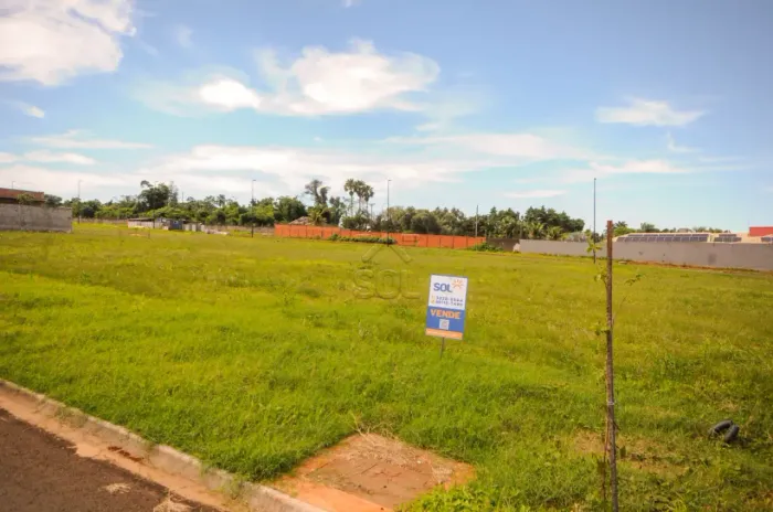 Terreno à Venda no Vita Village em Foz do Iguaçu/PR - 300m² | 12 x 25 metros | Face norte