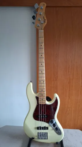 Baixo Tagima Jazz Bass - Ac/ Trocas
