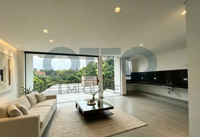 Casa à Venda com 2 Quartos sendo 1 Suíte | Condomínio Próximo ao Centro | Arraial dAjuda