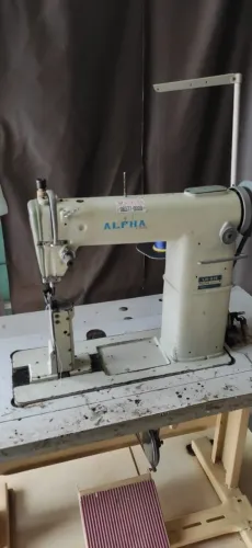 Vende-se máquina de coluna para costurar