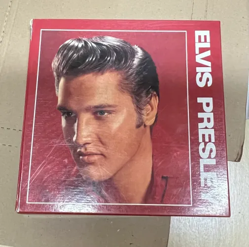 Elvis Presley - Embalagem especial com 5 discos com os maiores sucessos