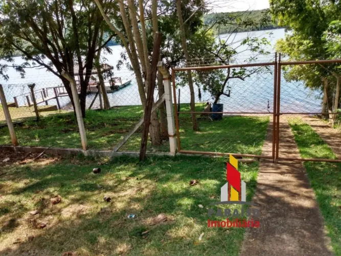 Chácara para Venda em Uberlândia, Represa de Miranda 4, 3 dormitórios, 1 suíte, 2 banheiro
