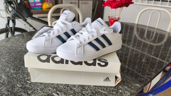 Adidas Grand Court
