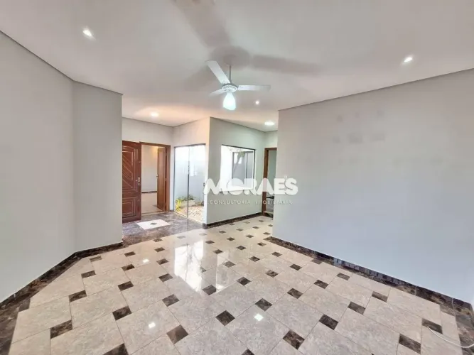 Casa com 4 quartos, 240 m² - venda por R$ 630.000 ou aluguel por R$ 4.000/mês - Jardim Jus