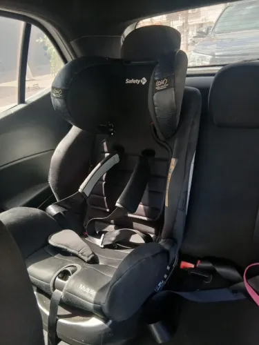 Cadeirinha para carro infantil