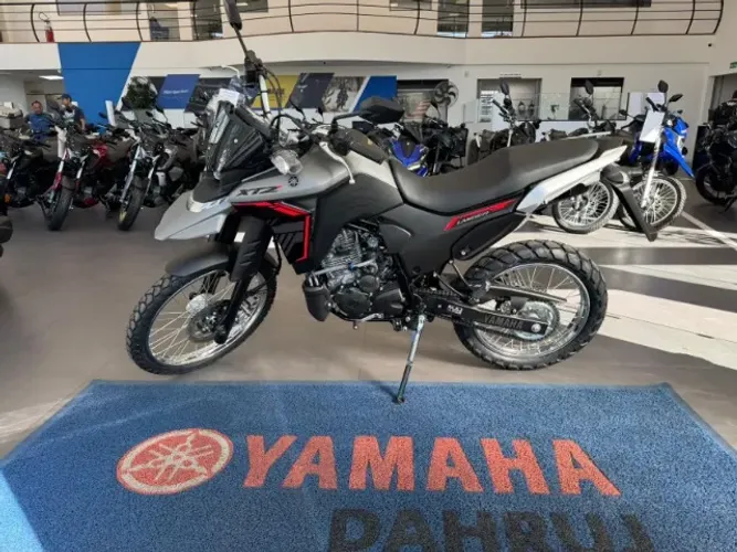 LANDER 250 CONNECTED PRONTA ENTREGA
