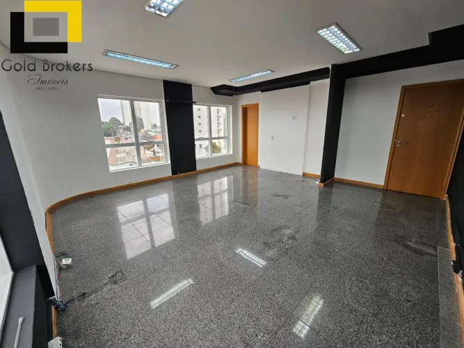SALA COMERCIAL 40M² NO ED. LIBERAL CENTURY PRÓXIMO A AV. NOVE DE JULHO - JUNDIAÍ-SP