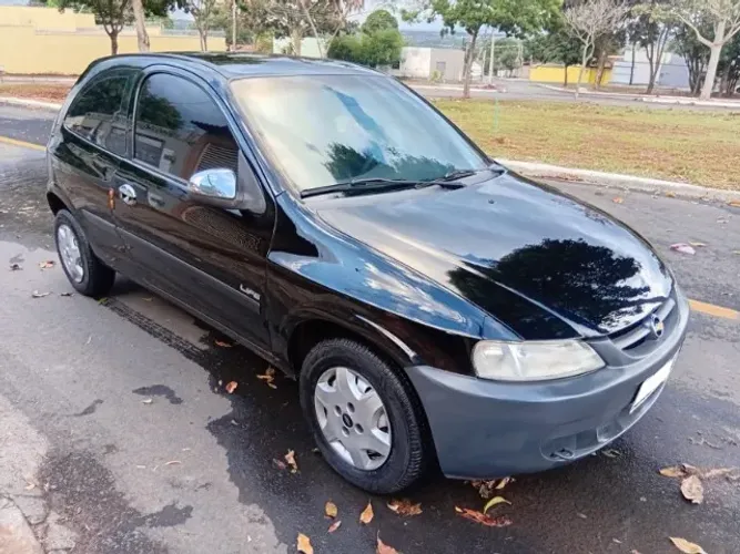 Chevrolet Celta Life 1.0 MPFI VHC 8V 3P 2005