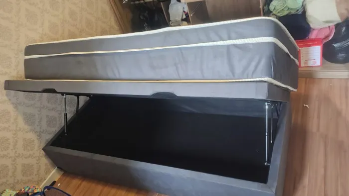 Cama box