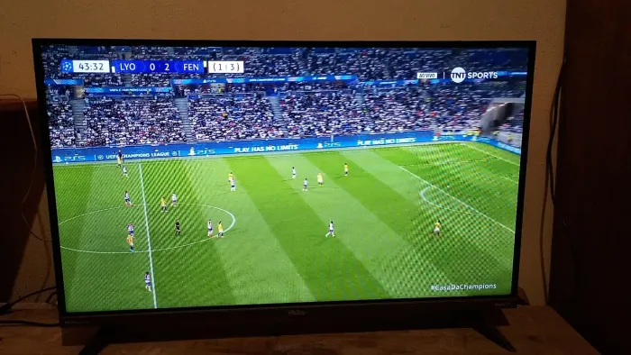 Televisão Philco Roku