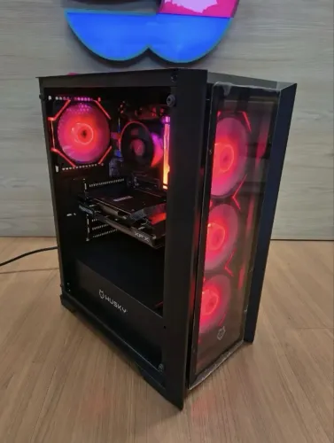 PC Gamer | Ryzen 8600G | RX7600 | 16GB DDR5 | NVME 500GB | Wi-FI | Avalia Troca