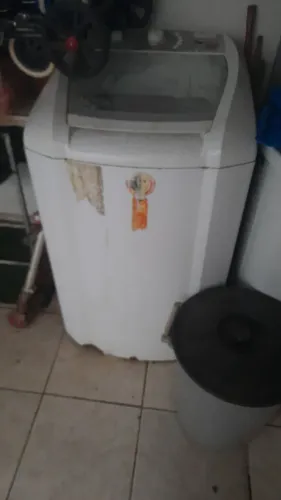Máquina de lavar roupas