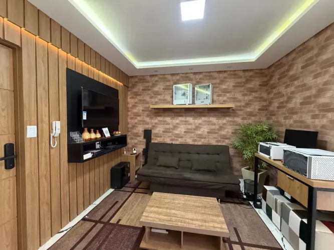 Centro Empresarial Acróple vendo linda sala mobiliada