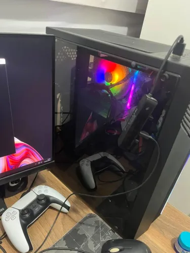 PC Gamer i5 11400, RX 7600, 1TB SSD, 16gb de ram vengeance rgb (CPU/Gabinete)