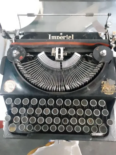 Máquina de escrever imperial 1930 JOHN ROGER