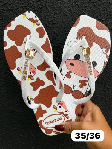 Chinelos inspiração Farm