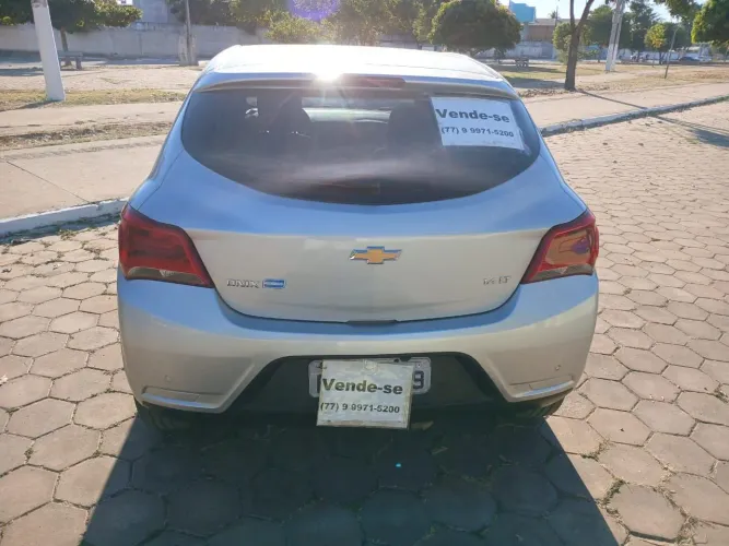 Chevrolet Onix Hatch LT 1.4 8V Flex Mec. 4P 2018