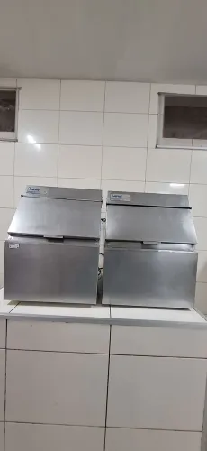 Maquina gelo 