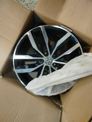 Vendo rodas aro 17 do Jetta/ golf