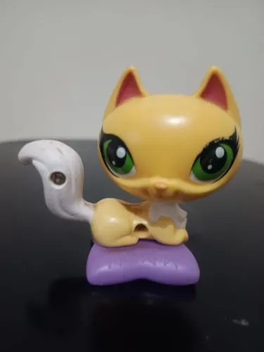 boneco Littlest