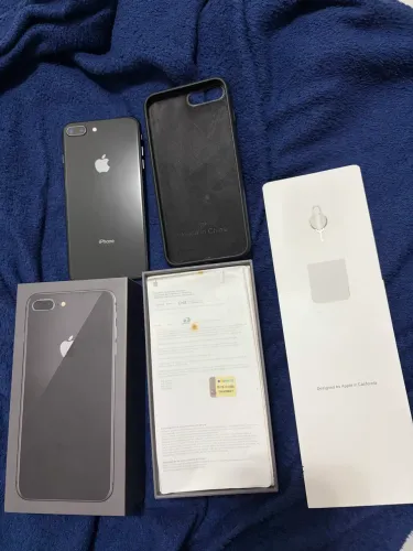iPhone 8 Plus
