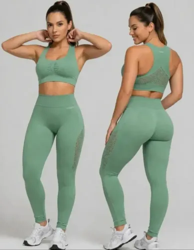 Conjunto de academia semi novo