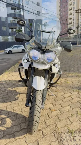 Triumph Tiger 800 XRX 2019 - Revisada (Pneus Novos).