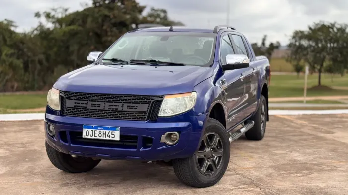 Ford Ranger Limited 3.2 20V 4X4 CD Aut. Dies. 2013