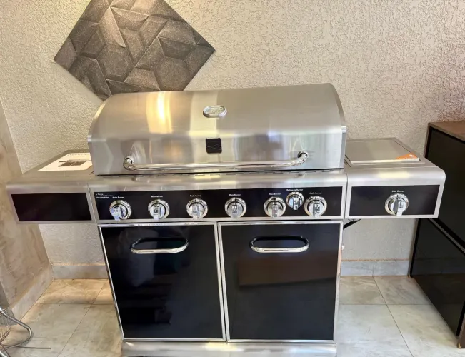 Vende-se churrasqueira importada dos EUA marca Kenmore (primeira linha)!!!