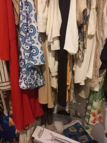 Desapegos Roupas e utensílios